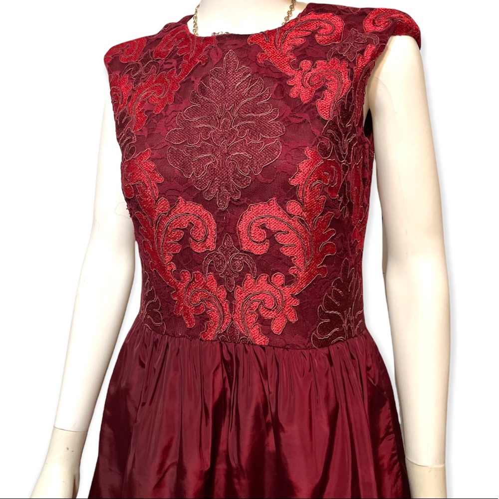 Taylor Red embroidered Pouf Dress - Picture 2 of 4